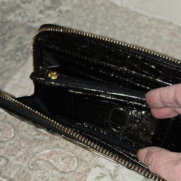 Brahmin Suri Wallet in Onyx Melbourne. NWT. - Picture 12 of 16